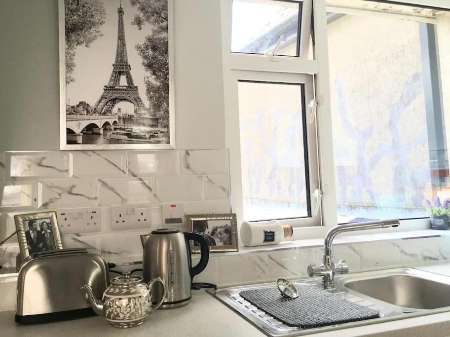 Paris Rooftop Studio At The Residence, Bantry Buitenkant foto